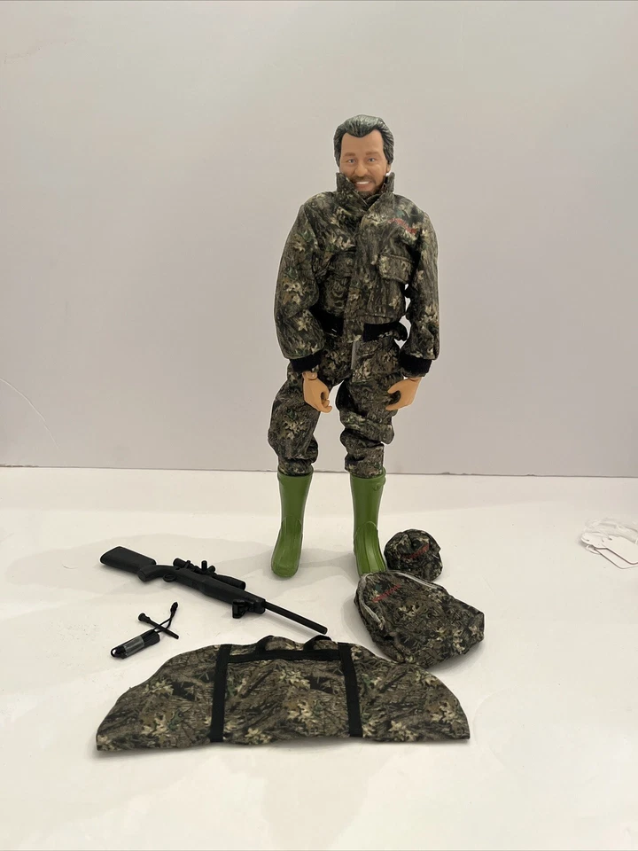Figura Ertl Outdoor Sportsman Mossy Oak Big Game Hunter 12" escala 1/6 2002 Foto 1 de 3