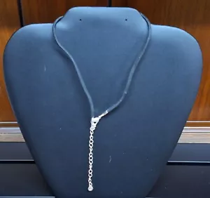 Gargantilla colgante de metal de 12 + 3 pulgadas con circonita cúbica y cordón de cuero para mujer - Imagen 1 de 6
