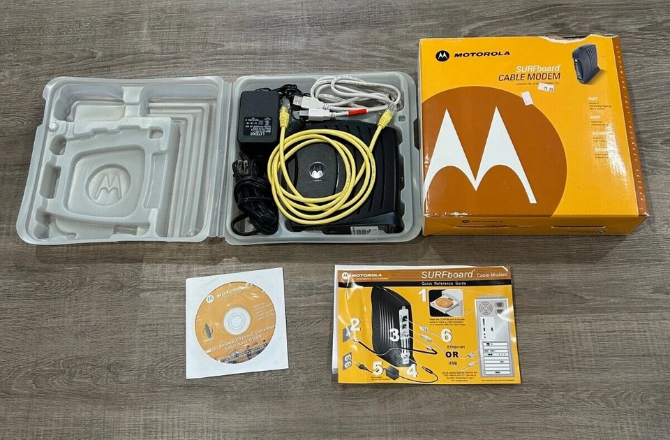 Motorola SURFboard SB5100 Cable Modem with box Adapter cable SB 5100 Surf Board - Image 1 of 1