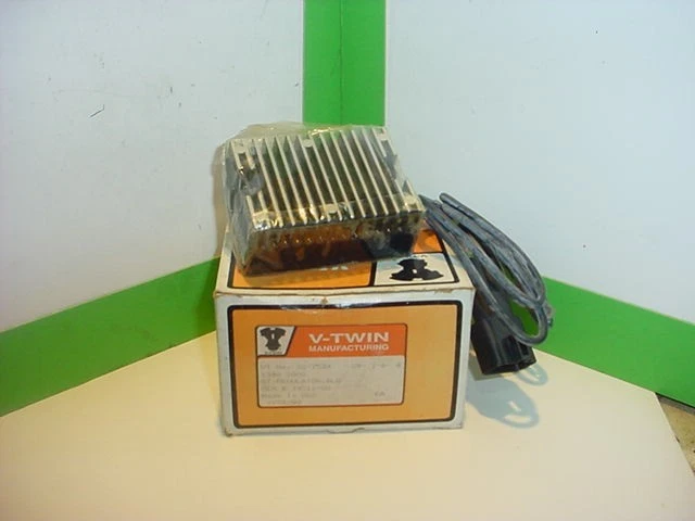 New Chrome Voltage Regulator Rectifier For Harley Davidson Softail 2000 models - Image 1 of 1