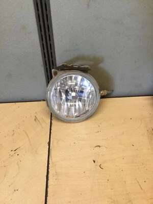 Luz antiniebla delantera derecha lado pasajero Subaru Outback 2002-2004 FR RH OEM Foto 1 de 2