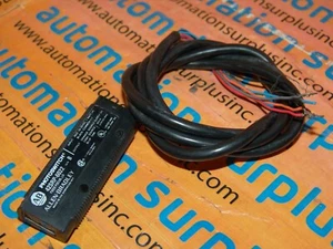 42SRP-6022 PHOTOELECTRIC SENSOR DIFFUSE FIXED FOCUS 10-30VDC WOW!! - Picture 1 of 3