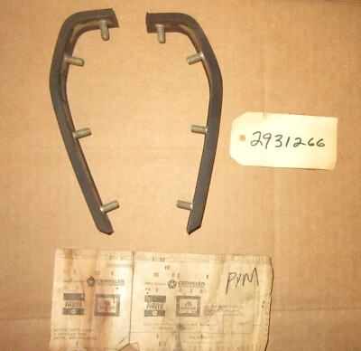 Mopar 2931266 Par Cojines Protector Parachoques Delantero 1969 Dodge Polara, Mónaco Nuevo de Lote Antiguo Foto 1 de 4