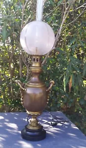 Très Grande Lampe à Pétrole en Bronze Complète XIXéme Napoléon III . Ancienne. - Afbeelding 1 van 11