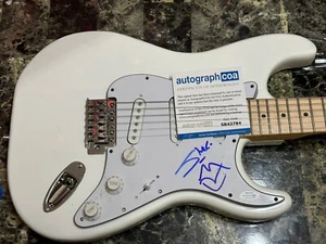 Shakira Signed Guitar 21 Savage Keanu Reeves Drew Breese Tom Hardy Venom Eternal - Picture 1 of 5