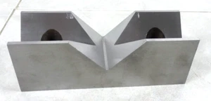 SUBURBAN TOOL V-BLOCK    (G121996-1A (IR) FR-13) - Picture 1 of 9