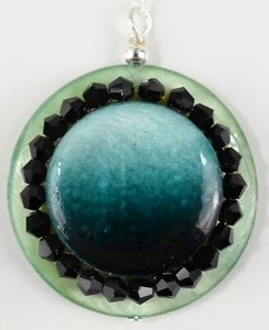 Stunning Sterling Green Mother of Pearl & Jet Beads Pendant with 18" Chain - Picture 1 of 11