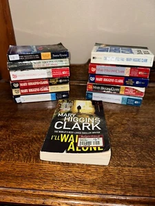 Mary Higgins Clark 12 Paperback Book Lot Mystery - Imagen 1 de 7