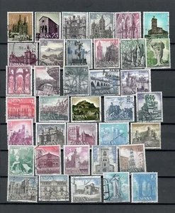 SPAIN EUROPE SELECTION USED CASTLES & HISTORICAL SITES STAMPS (SPAI 140) - Picture 1 of 1