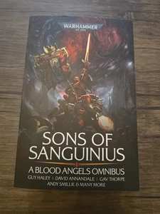 Sons of Sanguinius Blood Angels Omnibus ~ 2021 Paperback ~ Warhammer 40000 - Foto 1 di 6