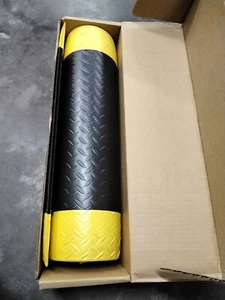 Buymates 2 Ft By 6ft Diamond Foot Mat Black And Yellow Part# Ut79 - Picture 1 of 3