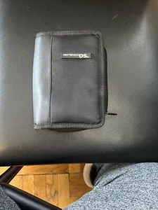Nintendo DS Storage Black Zippered Travel Carry Case - Picture 1 of 3