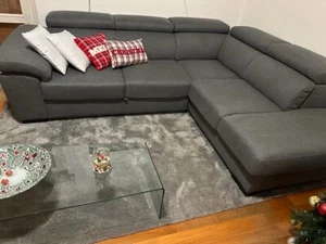 Divano letto angolare Poltrone Sofà, con meccanismo scorrevole e contenitore. - Foto 1 di 6