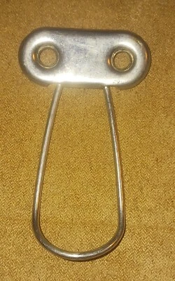 1968-72 Oldsmobile Cutlass 442 Shoulder Seat Belt Harness Clip-ORIGINAL Foto 1 de 2