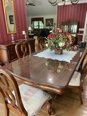 Beautiful Thomasville  Formal Dining Room Set $4,500 (originally $14,000) - Image 1 of 4