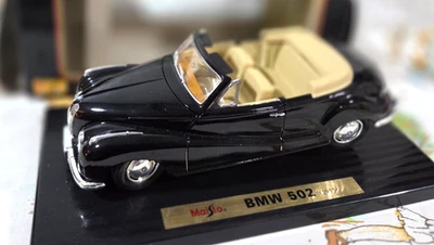 MAISTO BMW 502 1955 1/18 DIECAST Foto 1 de 4