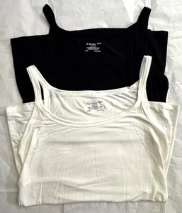 Neu ohne Etikett - 2 Jockey Tanktops in weiß und schwarz Größe M - Bild 1 von 4