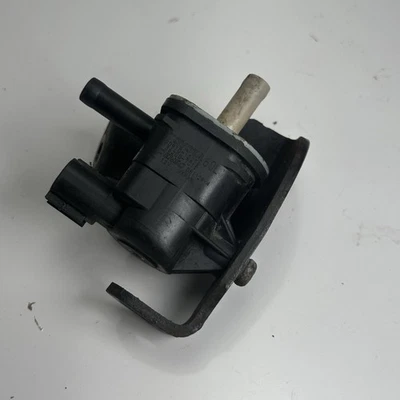 2011- 2013 TOYOTA SIENNA Vacuum Valve Solenoid PN: 90910-12276 OEM Purge Valve - Image 1 of 4
