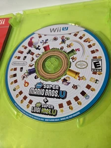 Super Mario Bros. U with New Super Luigi U. (Nintendo Wii) DISC ONLY. - Picture 1 of 2