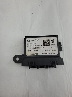 20-24 CADILLAC CT5 AWD MÓDULO DE CONTROL INFORMÁTICO ASISTENTE DE ESTACIONAMIENTO TRASERO Soporte roto Foto 1 de 4