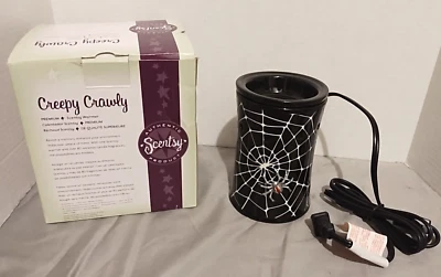 Calentador de cera espeluznante tela de araña aromática retirada negro bruja de Halloween  Foto 1 de 4