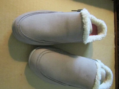 Easy Spirit Women  Lined Side Zippered /Slip On/ Mule Shoes Tan/Beige 6W NWOB - Image 1 of 3