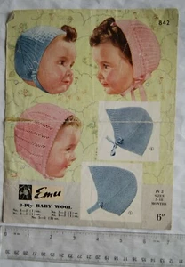 Vintage: Emu 842 bonnets, 3 ply, size 3-18 months - Picture 1 of 1