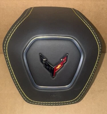 2020-2024 CHEVROLET CORVETTE AIRBAG DE RODA DE MOTORISTA FABRICANTE DE EQUIPAMENTO ORIGINAL preto com costura amarela - Imagem 1 de 3
