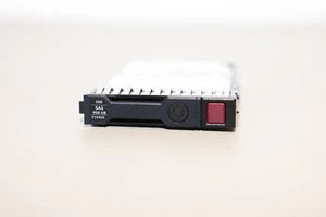 HP HDD 900 GB SAS Festplatte 2,5" 10K 6Gbs 768788-003 719429 Caddy - Picture 1 of 3