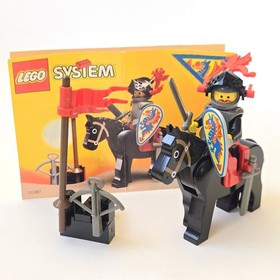 Vintage 1992 LEGO System 6009 BLACK NIGHT Set Complete with Instructions