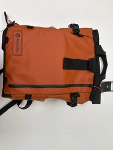 Wandrd PRVKE Rolltop Backpack 21L Sedona Orange+Camera Cube Essential - Ex Demo - Picture 1 of 6