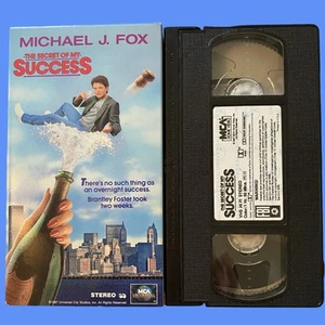 The Secret of My Success (VHS, 1987) Michael J Fox. 1st Release. Free Shipping! - Imagen 1 de 1