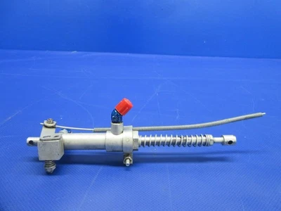 Cilindro maestro de freno Piper PA-24-250 Comanche Cleveland P/N 10-5 (0825-977) Foto 1 de 4