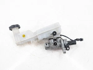 KIA SORENTO MK3 BRAKE MASTER CYLINDER 2.2CRDI DIESEL 2016 - Picture 1 of 13