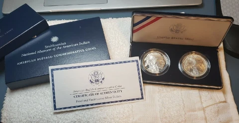 2001 Smithsonian American Buffalo 2 Coin Silver Dollar Commemorative Set w/COA Cover