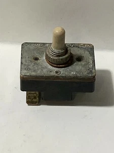 Interruptor de motor de lavadora (3-POS) (Modelo antiguo) para Speed Queen P/N: 27762 [Usado] - Imagen 1 de 3