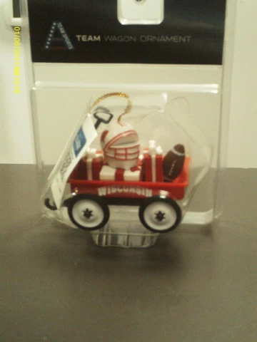 Wisconsin Badgers football helmet little red wagon ornament   2017  NEW Cover