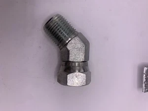 1503-4-4 - 45 grados 1/4" macho NPT X 1/4" hembra NPT tuerca giratoria codo - Imagen 1 de 3
