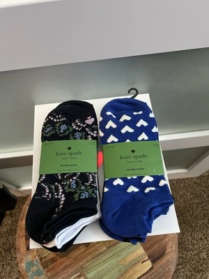 Kate Spade 2 Pack de 3 Calcetines No-Show Talla 3pk Negro Rosa Floral Lunares Azules Foto 1 de 4