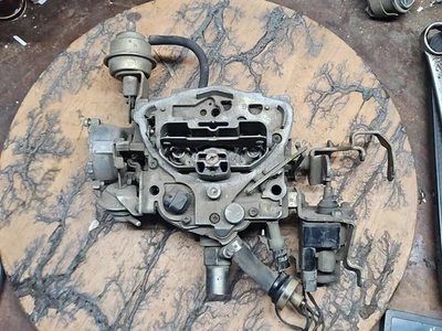 ROCHESTER DUALJET CARBURETOR 1981-1987 BUICK CHEVY OLDSMOBILE PONTIAC V6 ENGINE - Image 1 of 4