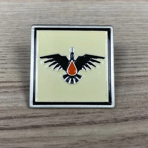 BLOOD RAVENS PIN BADGE WARHAMMER 40,000 KOYO OFFICIAL SPACE MARINES ASTARTES 40K - Picture 1 of 2