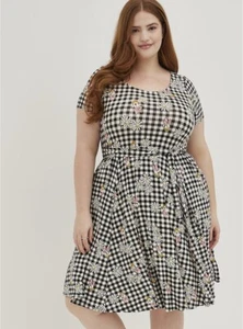 Torrid Disney Mickey Dress Tie Front Super Soft Daisy Duck NWT New 2X - Picture 1 of 8
