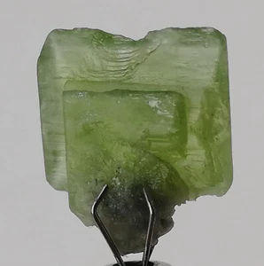 14 CARATS PERIDOTE CRYSTAL FROM PAKISTAN,(Pt-118), - Picture 1 of 14