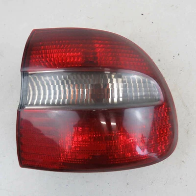 Fanale posteriore esterno destro 29262002 Volvo V40 Mk1 1995-2004 (96220) Foto 1 de 2