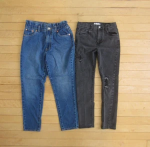 Lot of 2 Girls Jeans Size 9 - LEVIS Blue High Loose - COTTON:ON Black Skinny - Picture 1 of 8