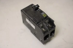 New in Box Square D QOB2100 2 pole 100 amp 120/240v Bolt on Circuit Breaker - Picture 1 of 3
