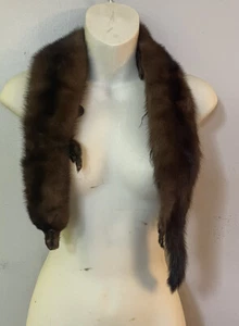 Vintage Ganzkörper Nerz Stola: Schalkragen Halstuch, Kopf, Arme, Schwanz sehr pelzig. - Bild 1 von 8