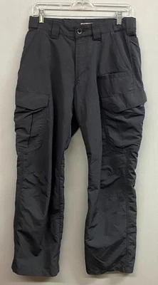 Pantalones cargo tácticos 5.11 para hombre 30x30 negros Ripstop ropa de trabajo utilitaria frente plano Foto 1 de 4