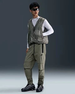 Size Medium - Nike Tech Woven Grey Trousers Tapered Stretch Sport Pants RRP £90! - Picture 1 of 11