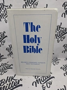 Vintage The Holy Bible Cassette Tape Set New Testament  Scourby Audiobook - Foto 1 di 6